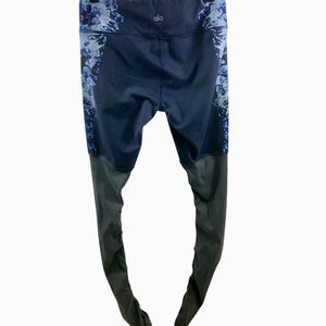 Alo Yoga Blue Ice Goddess Leggings Size M